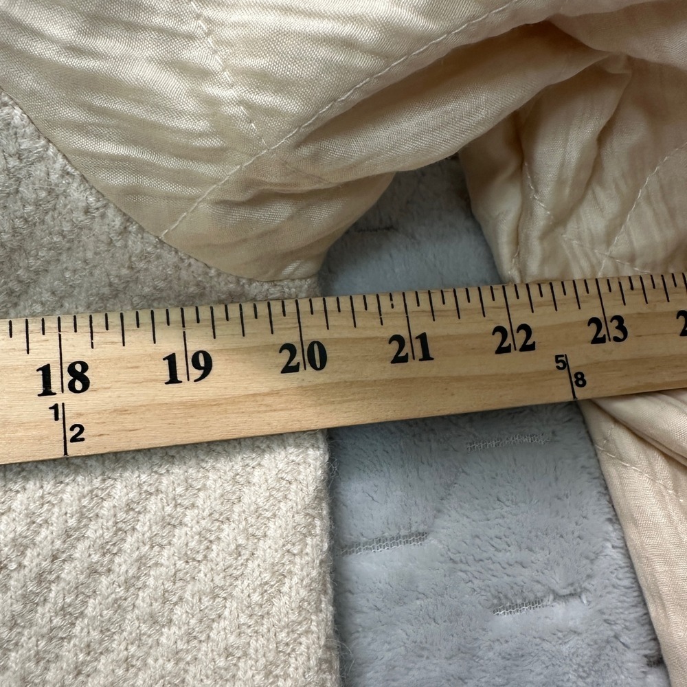 Current Air Anthropologie Quilted Sleeve Sweater Ribbed Knit Crew Neck Top M - Picture 6 of 7